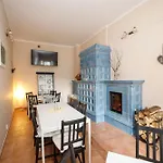 Hotel Modrasek *