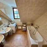 Modrasek Hotel *