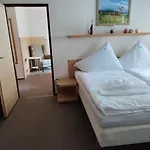Hotel Modrasek *