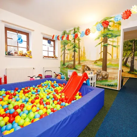 Modrasek Otel