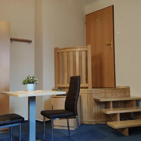 Modrasek Hotel *