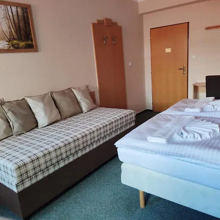 Hotel Modrásek *