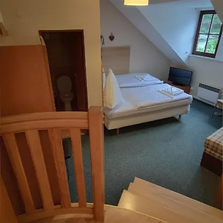 Modrásek Hotel Kasperske Hory